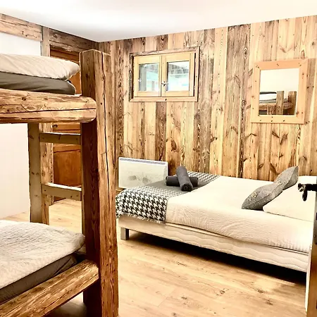 4c * Les Houches